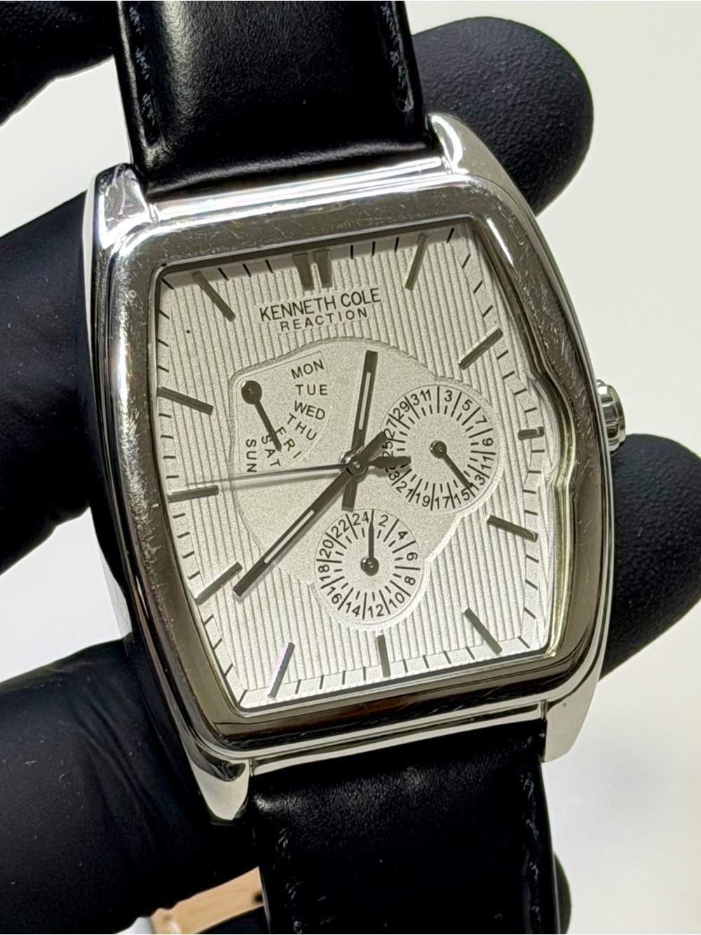 Kenneth Cole Reaction KC1378 Tonneau Triple Calendar White Dial 38mm Watch